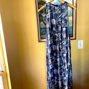 Gorgeous Chan Luu Floral Maxi Dress!